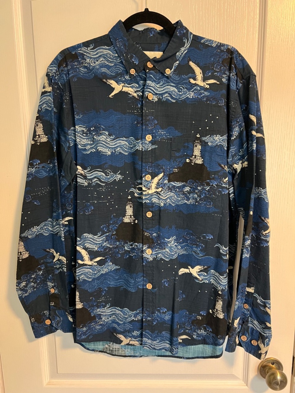 Men's Dark Blue Nautical Print Button-Down Shirt